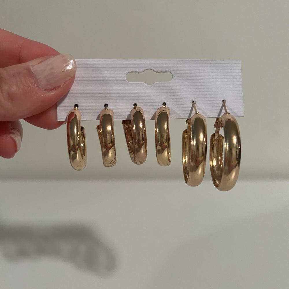 3 pairs fashion gold plated earrings brand new ✨